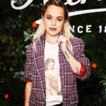 Taryn Manning Instagram - Happy Friday. Stop and smell the flowers this weekend. Just in case if one day they are all gone. #noregrets #cherish #moments 🎈🌺🌼🌻🌹