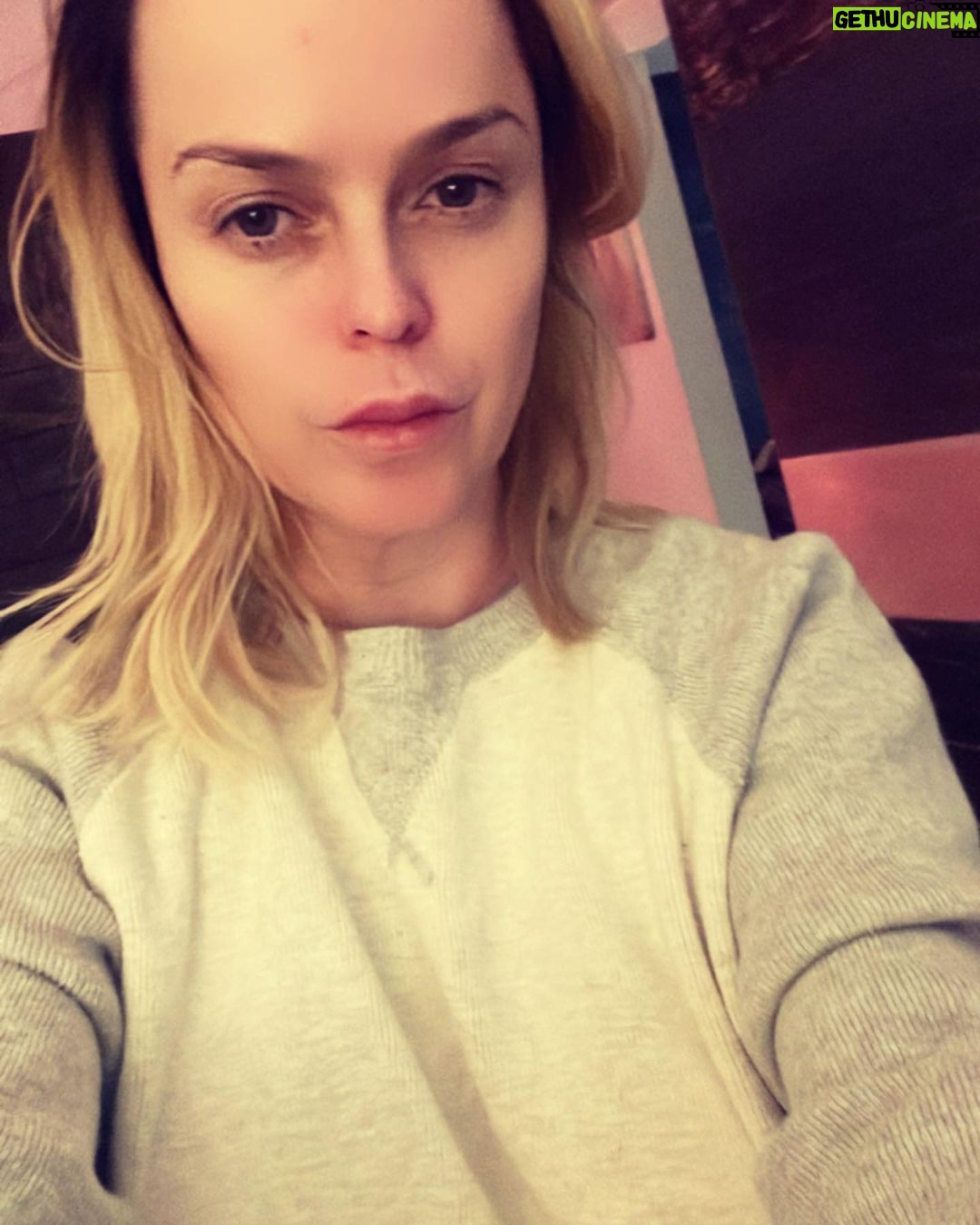 Taryn Manning Instagram - Bloom with grace.🌷