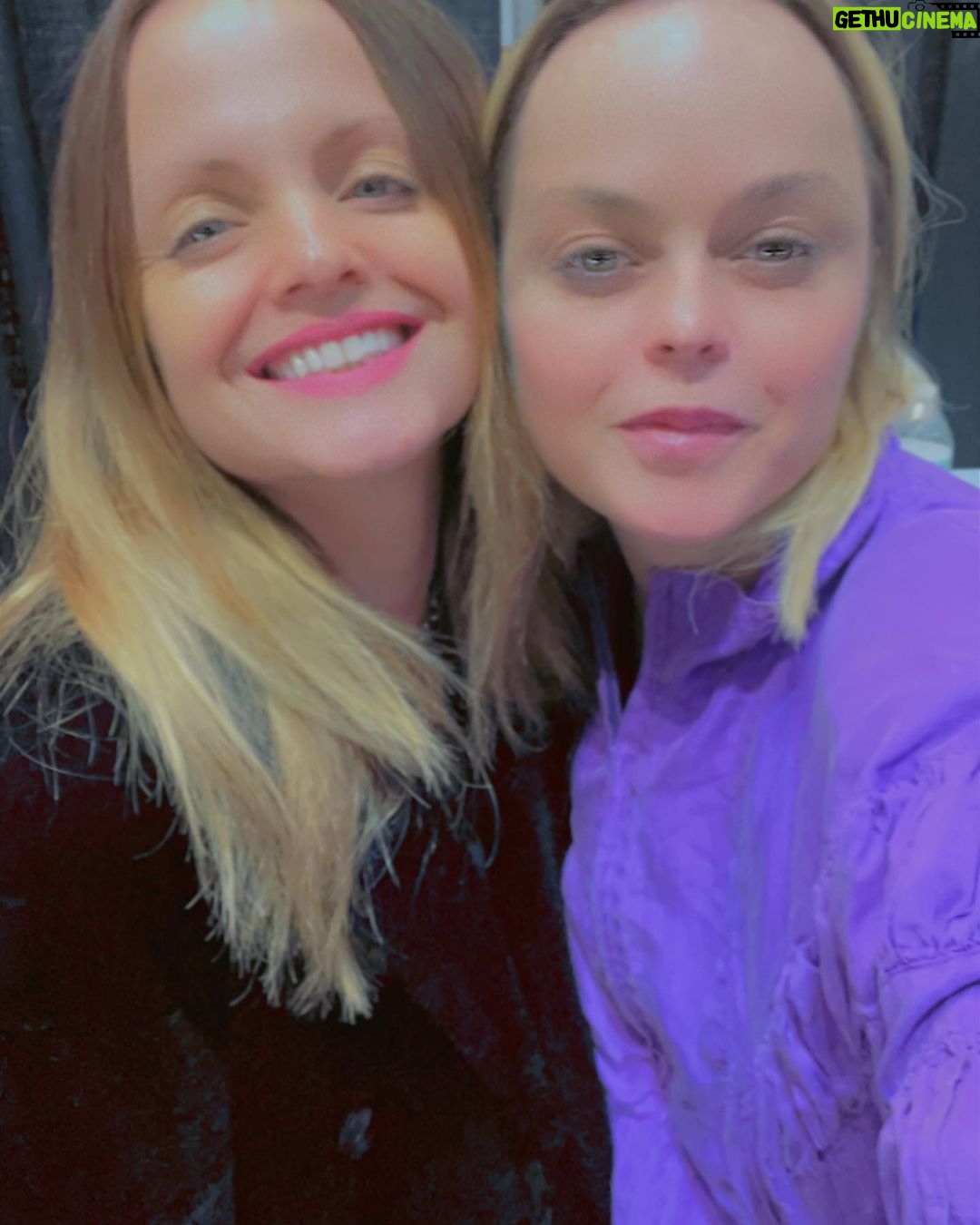 Taryn Manning Instagram - I had an awesome weekend being neighbors with my pal @menasuvari at #lexingtoncomiccon ๐ค๐ฆนโโ๏ธโก๏ธ๐ Lexington, Kentucky