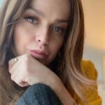 Taryn Manning Instagram - Hope everyone is having a happy healthy week so far 🌼 #breakfromtherain #california