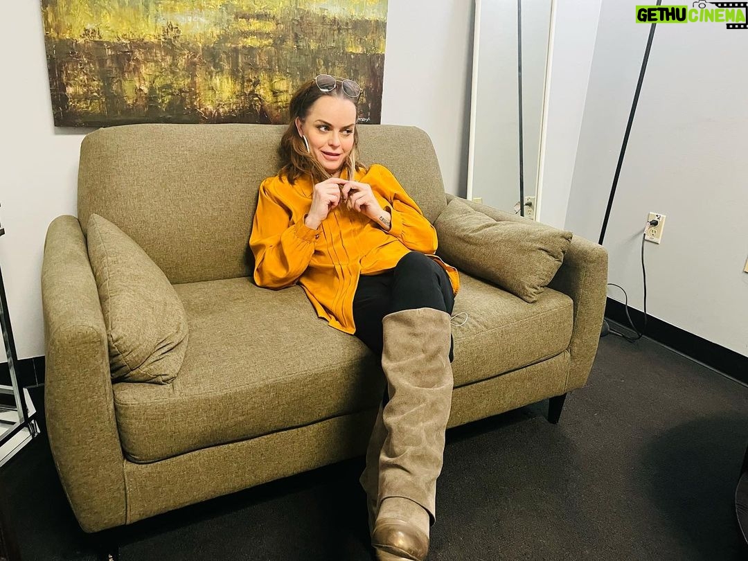 Taryn Manning Instagram - My life is really neat. Iām so truly grateful for all the special journeys I am privileged to take daily. All the incredible humans I meet along the way. Look at us, alive to smile another day š #iamacornball