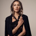 Tasya Teles Instagram - The amazing Tasya Teles from The 100 will be signing September 4th!!!! @tasyateles Check link for details - https://ow.ly/XsR950PCU0rs  #The100 #BellamyBlake #ClarkeGriffin #Echo #Emori #BobMorley #ElizaTaylor #TasyaTeles #LuisadOliveira