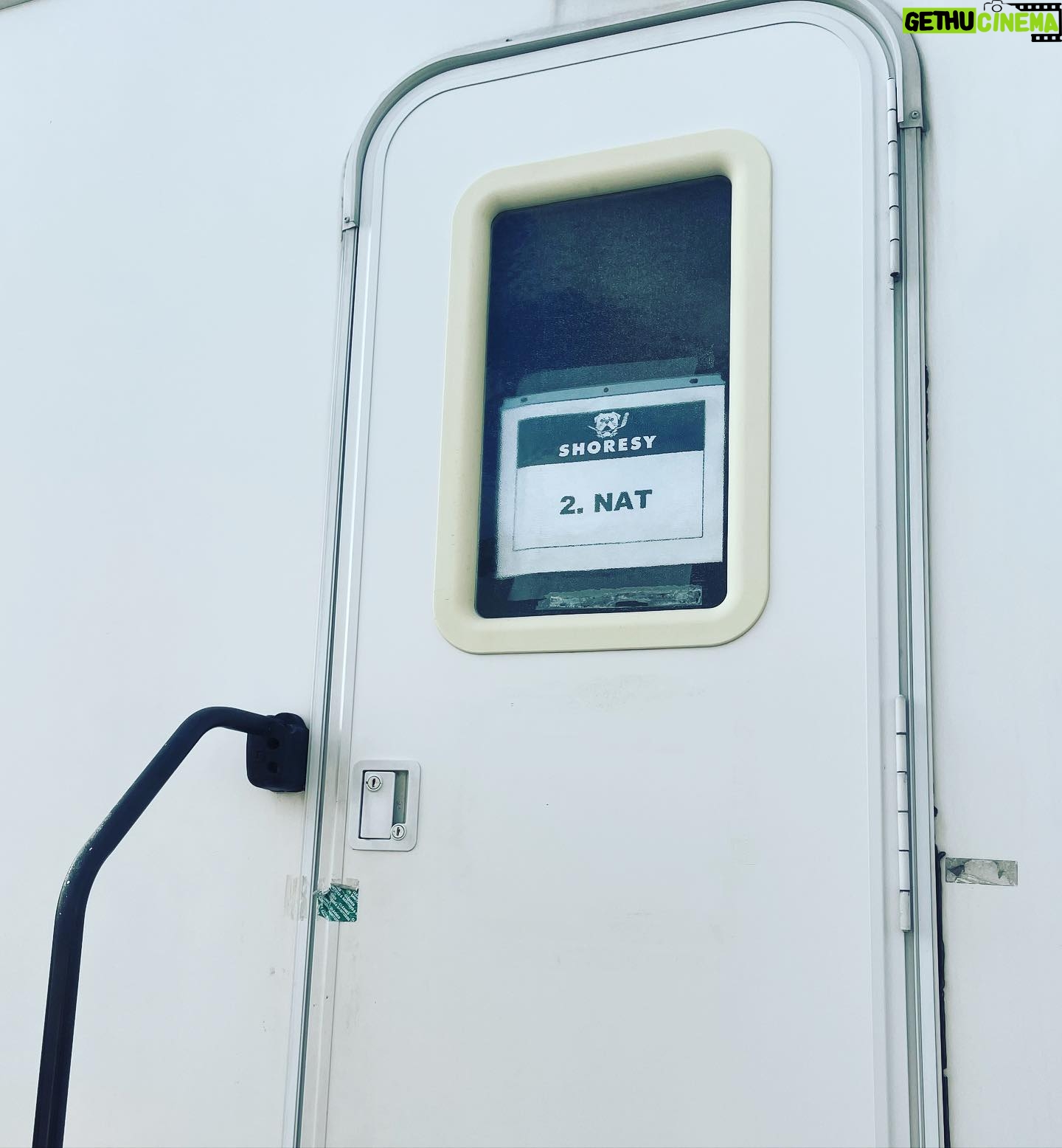 Tasya Teles Instagram - Memories from set… So proud to be a part of this incredible team, and this hilarious season. You know the #Bulldogs get those bums in seats. 💪 We love to win….and hate to lose. #AnythingToWin #HereWeGoNow