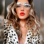 Tasya Teles Instagram - Here’s lewking at you 💋 See you in an hour! 🤓🥸😎 #fashion #glamour #hairandmakeup #leopard #redlipstick #70sfashion #the100 #thecw #supernatural