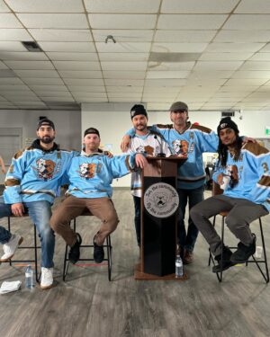 Tasya Teles Instagram - A little BTS sneak peak of our Shoresy fam setting the tone for Season 3.

Love these beauties...but who gets the game stick? 🏒 

#shoresy
@shoresyhockey @cravecanada
