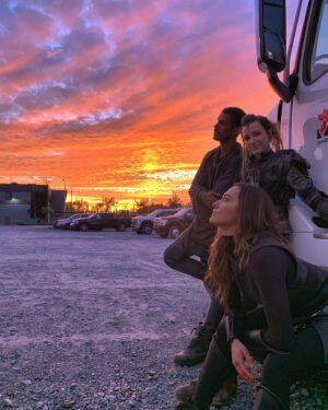 Tasya Teles Instagram - Being an actor is weird. You work alone at home, memorizing lines, becoming different people in the privacy of your own space, putting it on tape — then book a role and all of a sudden you’re working with a team that quickly becomes family.

These muddy days in the trenches on #the100 will always be cherished as wild and beautiful days, that somehow flew by and became wild and beautiful memories.

So excited to be at @Conageddon with this weekend with some of the kru, though we all can’t be together, I hold the most profound gratitude for the enormous cast, and teams of writers and crew members on set that kept us all together .  @cw_the100.

Featuring: @shelby.flannery @chuksta @elizajaneface @richardsharmon @jessicanoelleharmon @marieavgeropoulos @linzzmorgan @jrbourne1111 @elizajaneface @wildpip_morley