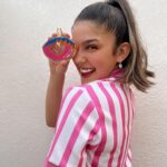 Tati Fernández Instagram - CONCURSO 🌈👀 ( CERRADO) #AgathaRuizDeLaPrada lanzó su nuevo perfume #LookKool y quiero compartirlo con ustedes ✨ Se podrán ganar una colección Look un regalo sorpresa #AgathaRuizDeLaPradaPerfumes 🫣 Para participar muy fácil: ✨ Comenta que te hace sentir #Kool ✨ Ponle like a este post ✨ Comparte este post en historias Habrán 3 ganadoras Muchas suerte 💕