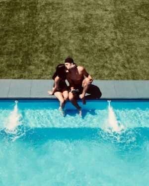 Tati Fernández Instagram - Feliz día de San Valentín 💝 Disfrutamos cada momento juntos durante estos 4 años de relación. Que esto sea eterno 🤍

Espero estén disfrutando a sus seres amados. No solo hoy sino todos los días del año ❤️🙌🏻