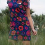 Tati Fernández Instagram – El color y la alegría llegó con la colección adidas ❤️ Farm. 

Lo más cómodo para entrenar o salir a pasear está aquí. 🌺 🌼