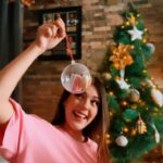 Tati Fernández Instagram – Llegó la navidad ! @agatharuizdelapradaperfumes ❤️🎄