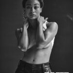 Tati Gabrielle Instagram - “그런데 저희 어머니는 저와 형제자매들에게 구체적인 한국 문화를 알려주시지 는 못해도 저희가 아시안이라는 것, 한국인의 뿌리가 있다는 것을 늘 잊지 않도 록 짚어주시곤 했어요. 그러면서 한국인이라는 걸 자랑스러워할 수 있도록, 언 제 어디서든 가능하다면 꼭 한국이라는 뿌리를 찾으라고 격려하셨죠.” ————————————————— Very proud and honored to rep for my Korean side. Thank you @dazedkorea for showing love, you have no idea how much it means to me. 🙏🏽 (Link in bio) 📸: @hyungsik.kim 👗: @paulmaximilian 💇🏽‍♀️💄: @adiamhabtezion Editor : @yi_hyunjun Casting & Production : @visualpark_creative @Inyoung.kate @heatherhyeinlee