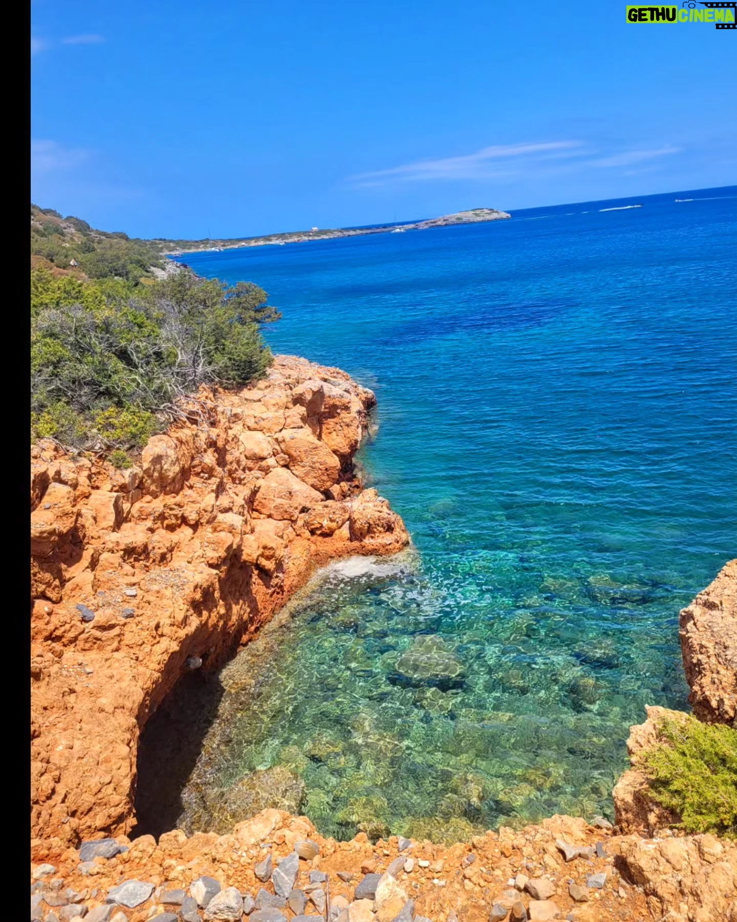 Tatiana-Laurence Delarue Instagram - Lovely #crete 🇬🇷 🩵💙