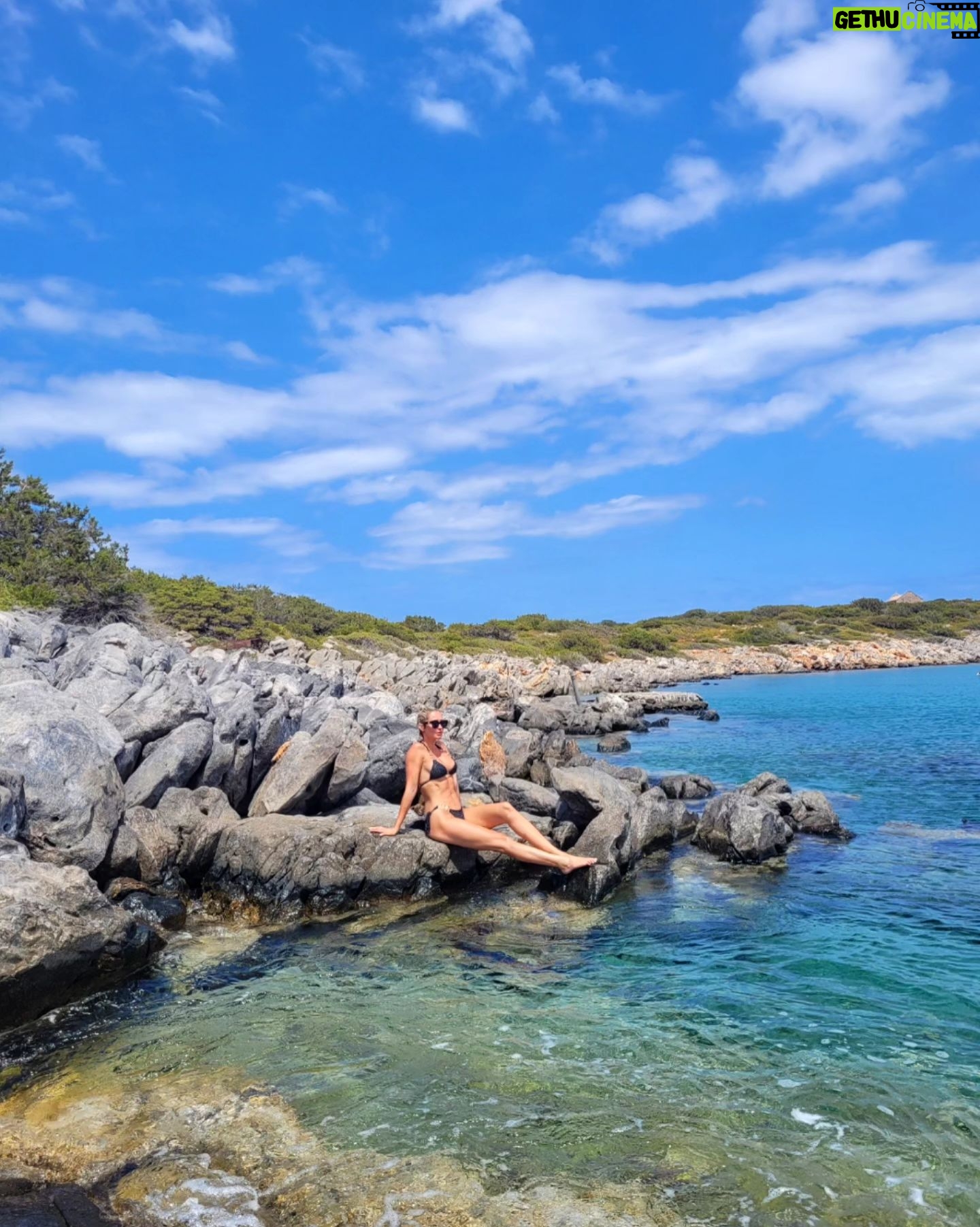 Tatiana-Laurence Delarue Instagram - Lovely #crete 🇬🇷 🩵💙
