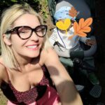 Tatiana-Laurence Delarue Instagram - Mon bébé Newt, mon Trésor.  490 Jours de pure Magie à tes côtés, mais une éternité dans mon cœur. Demain, la deuxième fête des Mamans et, tu as déjà tellement changé mon Triton🙈.  La première, tu allais avoir 4 Mois... Si petit mon Ange... Tu étais toujours collé sur mon bidou comme un bébé Koala 🐨.  Aujourd'hui,  tu vas avoir 16 Mois. Waouuuuuu Mon Roi 🤴🏽. Quel évolution mon petit aventurier qui n'a peur de rien ☺️. Découvrir les éléments extérieurs ta passion. La nature, l'eau, la terre, la faune et la flore... 6 Petites dents mais, déjà prêt A tout goûter et A découvrir ta planète.  Tu fais de moi la Maman la plus chanceuse de l'univers.  Tu Croques la vie A pleines dents avec ton sourire craquant, tes rires enjoleurs, ta petite voix Lutine quand tu chantes et, ta joie quand tu danses. Une Boule d'amour et de tendresse. Merci pour les jours, les nuits, en ta compagnie qui ne sont que bonheur, A l'état pure. J'ai beaucoup de chance de recevoir chaque jour tes bisous d'amour, tes attentions et câlins, mon Enfant❣️ En route pour la 3ème fêtes des Mamans, avec son joli lot de surprises A savourer ensemble.  Je t'aime, t'aime, t'aime passionnément, Éternellement ❤️🤱🏼👼🏽 #fetedesmeres