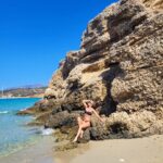 Tatiana-Laurence Delarue Instagram - 🇬🇷Après les sensations fortes d'hier... À la découverte des plus belles plages de #crete et elles sont plus sublimes les unes que les autres 🌊 D'un bleu unique, sauvage, eaux très très chaudes et translucides, sable fin de différents coloris, divine mer #mediterranee #grece #greece si envoûtante 💙🩵💦 🍹Et vous, quel est votre cocktail 🍸 ou boisson favorite? #crete #grece #travel #holiday