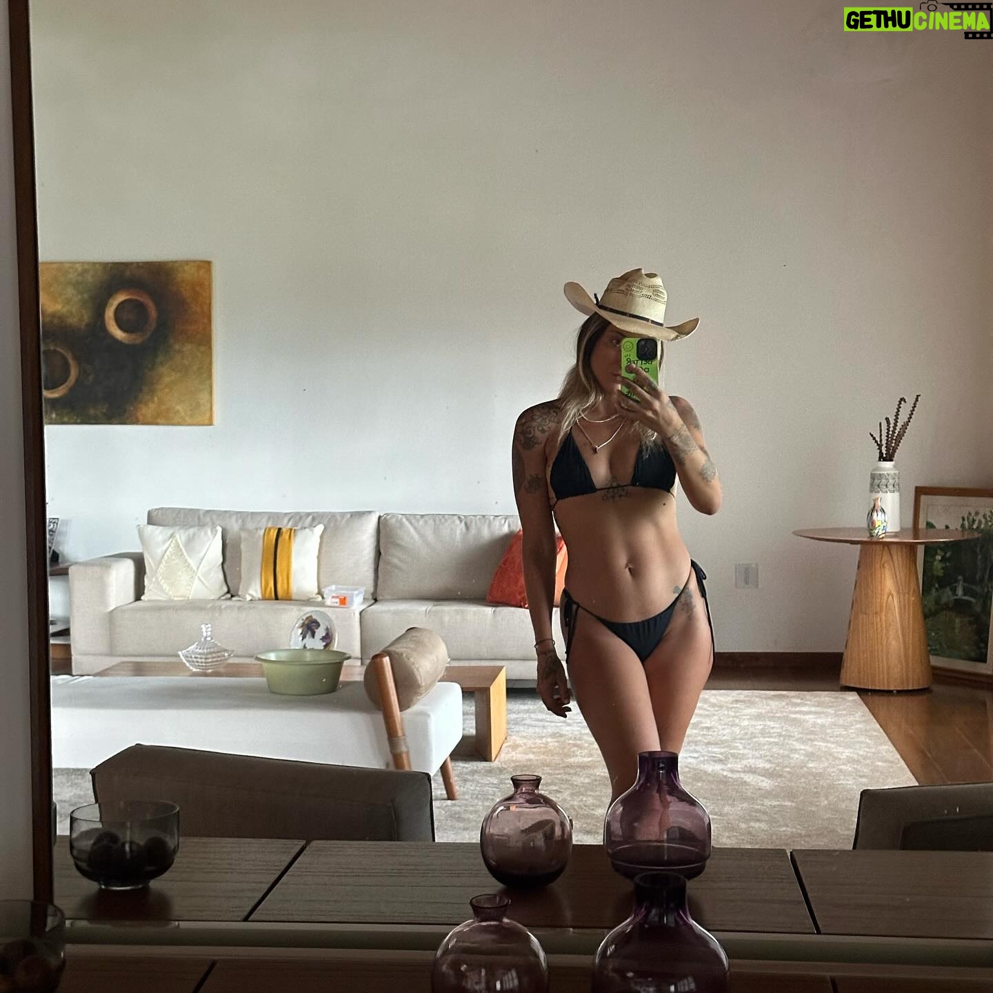 Tatiana Dias Instagram - essa skin minha vocês já conheciam? 🤠