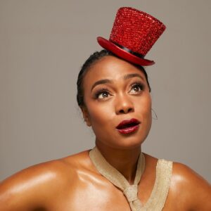 Tatyana Ali Instagram - My latest EP, #AlliHave is now available on Spotify & Tidal!!! Cue up track 4, “It’s the Most Wonderful Time of the Year;” it’s time to get festive! 🎄🎅🏾🎁☃️

Link in bio for more!