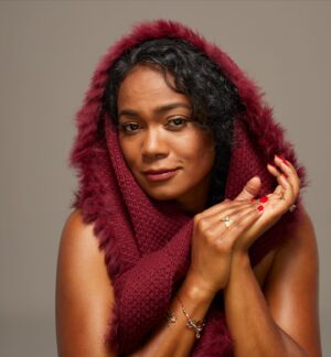 Tatyana Ali Instagram - What does Christmas really mean to you? 

When I first heard “What Christmas Really Means” by @lizzy.o.music, I fell in love with its heartfelt lyrics. I hope it moves you just as much as they moved me.
