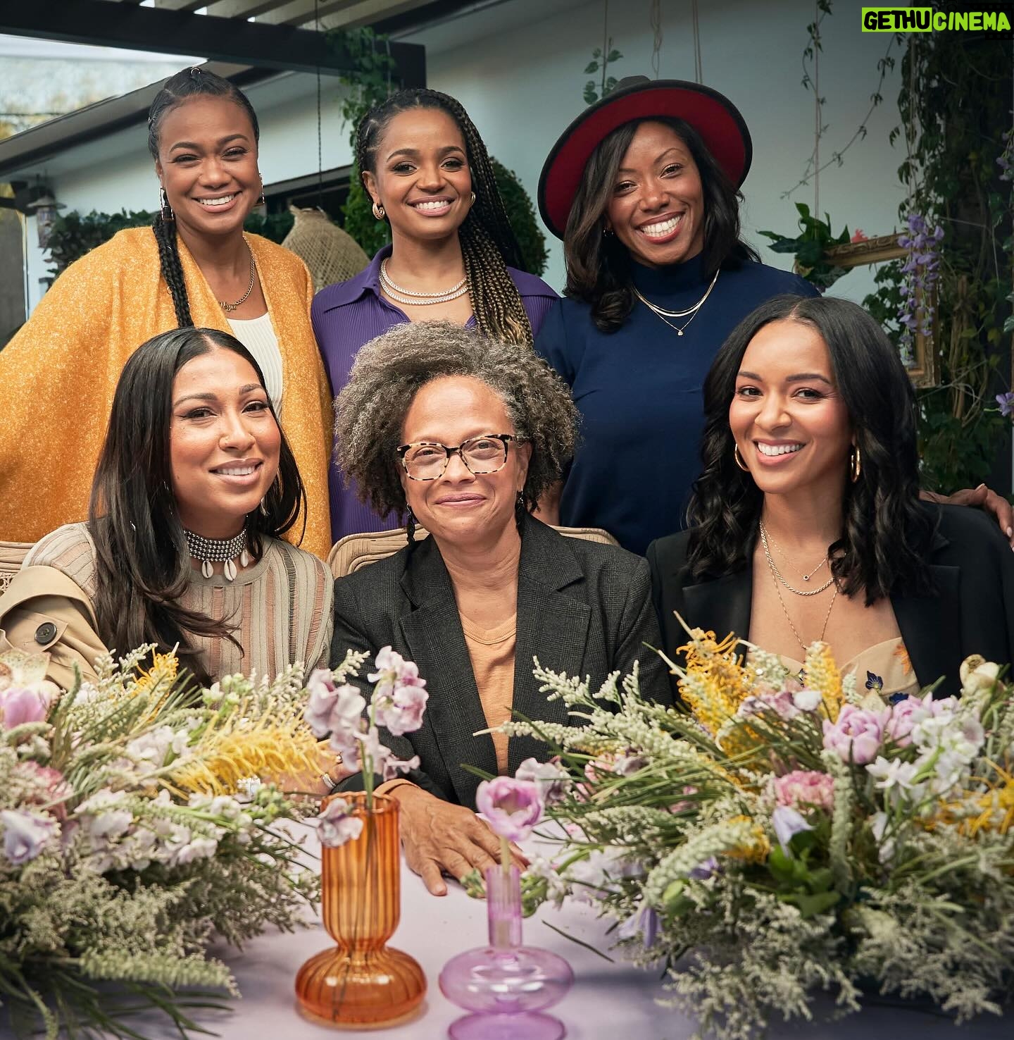 Tatyana Ali Instagram - It was such a pleasure to sit among these phenomenal women for the Recipe for Change: Revolutionizing Black Motherhood episode. These conversations are far past due, and now is the time to rally for change. Special shoutout to @courtneyewhitaker as Showrunner & Director! You can watch this episode on YouTube. Check the link in my bio! #recipeforchange @makespringhill