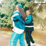 Tatyana Lipnitskaya Instagram - Продолжаем присылать видосики и танцевать под «Сочи» 🏝️🎶 ждууу 💙💙💙 @lauradjaga