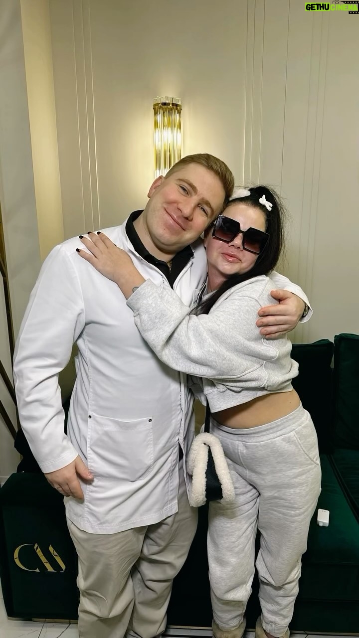 Tatyana Lipnitskaya Instagram - Обожаю @dr.karl.plastic и его комплексные процедуры по уходу за лицом ☺️💥