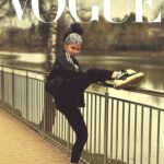 Tatyana Lipnitskaya Instagram - @voguemagazine я готова к съемкам 😂😂😂 всем хорошего настроения!) 🫶🏻😁