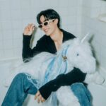 Tawan Vihokratana Instagram – Younicorn & me.🦄🌞
@GENTLEMONSTER @JENNIERUBYJANE #GENTLEMONSTER #JENTLESALON #GENTLEMONSTERXJENNIE
