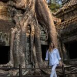 Taylor Mega Instagram - Incantata da questi templi e innamorata della Cambodia 🇰🇭🛕🥹 È stato un viaggio unico.