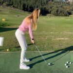 Taylor Mega Instagram – Piaciuto il mio swing? 💁🏼‍♀️ 
My fav place @castelfalfi 
E cosa dite di questo campo da golf? 🏌🏼‍♀️💓