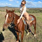 Taylor Mega Instagram – Il miglior modo con cui passare il mio compleanno.
Sport, cavalli, golf, resort magnifico 💞
Secondo voi qual è il modo migliore per passare il vostro compleanno?