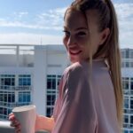Taylor Mega Instagram - Miami mornings💞 non sarebbe male svegliarsi ogni giorno cosí 😌