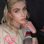 Taylor Momsen Instagram - Chillin with the band #rehearsal ⚡️⚡️⚡️