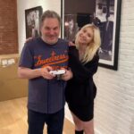 Taylor Momsen Instagram - No one has a bigger #rockandroll heart than @jeffgarlin not only one of my favorite people and and an amazing human but a musical encyclopedia! Love you Jeff!! Cranking some rock n roll and shooting some fun photos with him, one of his many talents is photography 🤘❤️🔥