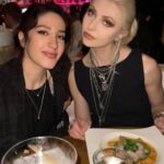 Taylor Momsen Instagram - Meetings..meetings…sneak food…meetings, meetings - LA
