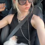 Taylor Momsen Instagram - Long needed vaca #holidayroad #waypastdue