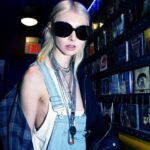 Taylor Momsen Instagram – Studio nights with @theartistsg 📸 #5