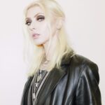 Taylor Momsen Instagram - Whiter shade of pale… 📸 @theartistsg