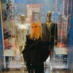 Taylor Momsen Instagram - Hanging at the @hardrockhotelnyc with @jayz and @beyonce @saks @rockefellercenter and… @taylorswift ?? #wrongtaylor #christmastimeinnyc