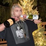 Taylor Momsen Instagram - Bring on #2024 !!!! Have a great NYE and a happy New Year to you all! ❤️🎉🤪🤘😘