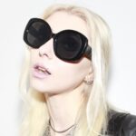 Taylor Momsen Instagram - Whiter shade of pale… 📸 @theartistsg