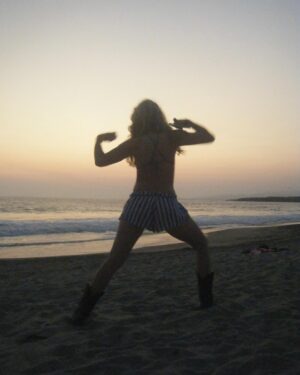 Teagan Croft Instagram - Me gusta la playa Puerto Escondido my city fr