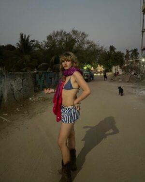 Teagan Croft Instagram - Me gusta la playa Puerto Escondido my city fr