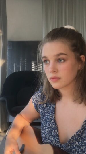 Teagan Croft Instagram - Always stay in touch with your aussie rock roots ;)