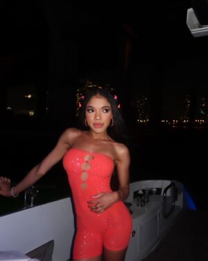 Teala Dunn Instagram - Glitz & glam ✨
