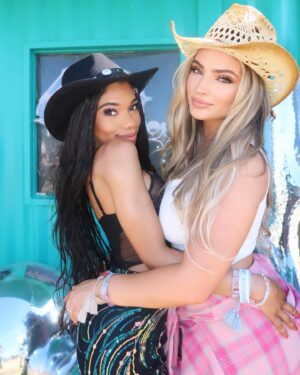 Teala Dunn Instagram - Day two of Stagecoach with SHEIN ♥️ Shop my SHEIN Icon festival faves by searching “Stagecoach Picks” on @shein_us site 🤠 @sheinofficial
#SHEINxStagecoach
#SHEINmusicfest
#SHEINPartner