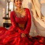 Tejaswi Madivada Instagram - Shaadi karni chahiye ya nai ?