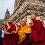 Tenzin Gyatso Instagram – Prayer for World Peace under the Bodhi tree at the Mahabodhi Temple in Bodhgaya, Bihar, India on December 23, 2023. #dalailama #worldpeace #harmony