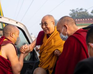 Tenzin Gyatso Instagram - Long life offering ceremony to HHDL by Nyingma tradition of Tibetan Buddhism at Palgyul Namdroling Monastery in Bodhgaya, Bihar, India on January 18, 2023. #dalailama #bodhgaya