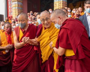 Tenzin Gyatso Instagram - Long life offering ceremony to HHDL by Nyingma tradition of Tibetan Buddhism at Palgyul Namdroling Monastery in Bodhgaya, Bihar, India on January 18, 2023. #dalailama #bodhgaya