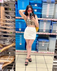 Ter Instagram - serving looks at the local store